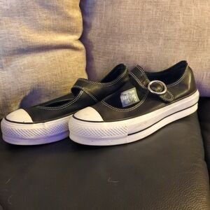 Converse platform Mary Janes